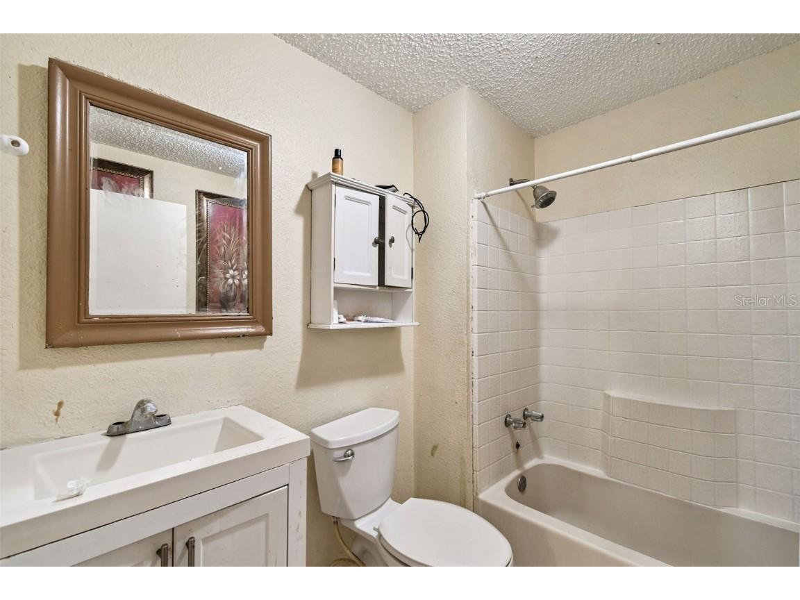 3417 E Lake Avenue Tampa FL 33610 TB8427337 image5