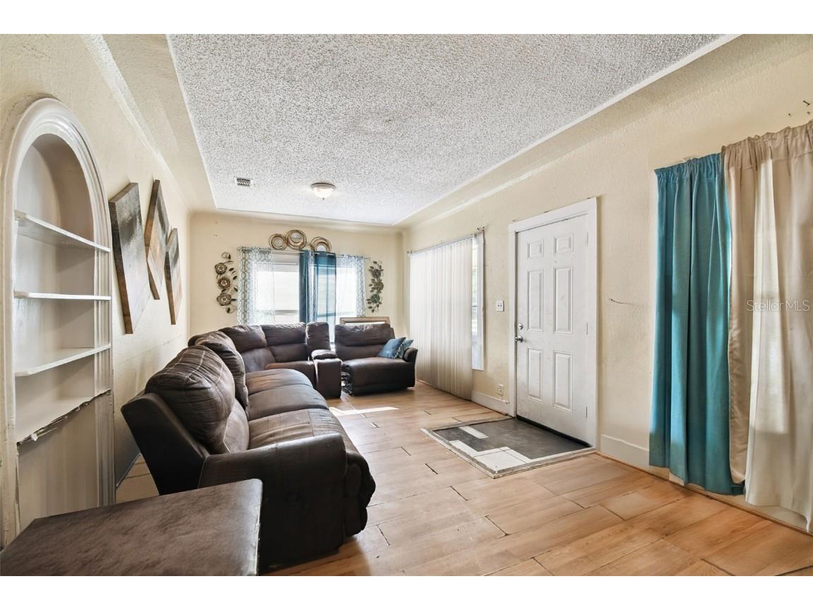 3417 E Lake Avenue Tampa FL 33610 TB8427415 image6