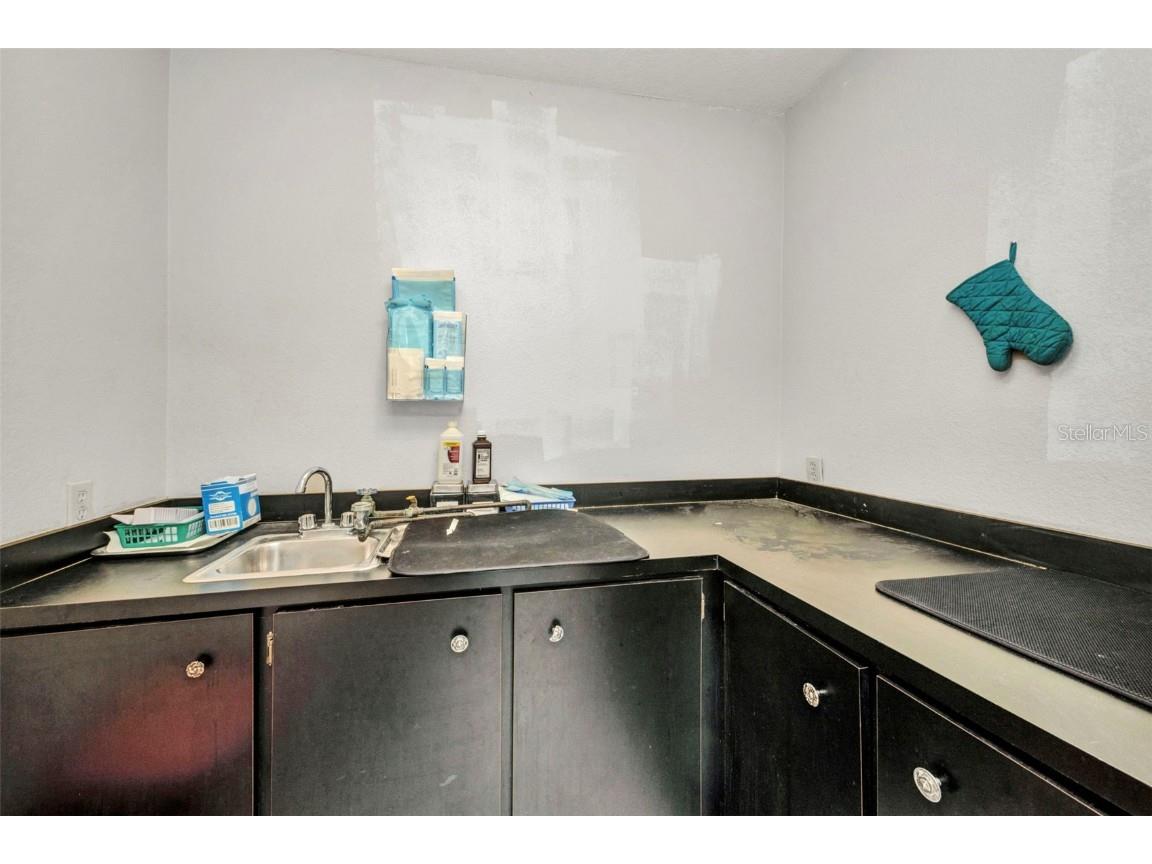 3417 Tamiami Trail #E Port Charlotte FL 33952 C7511995 image19