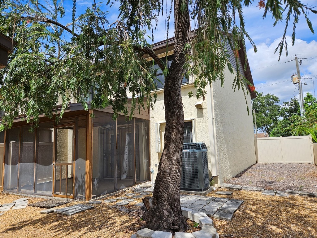 3418 W Saint Conrad Street Tampa FL 33607 A4665704 image23