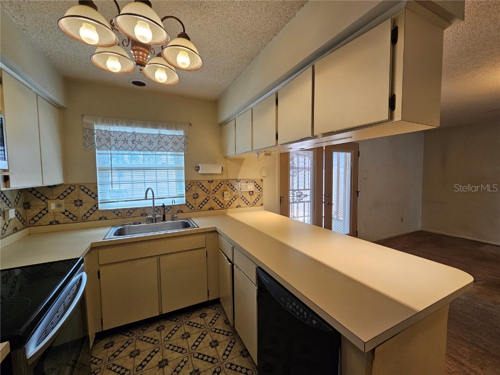 3418 W Saint Conrad Street Tampa FL 33607 A4665704 image7