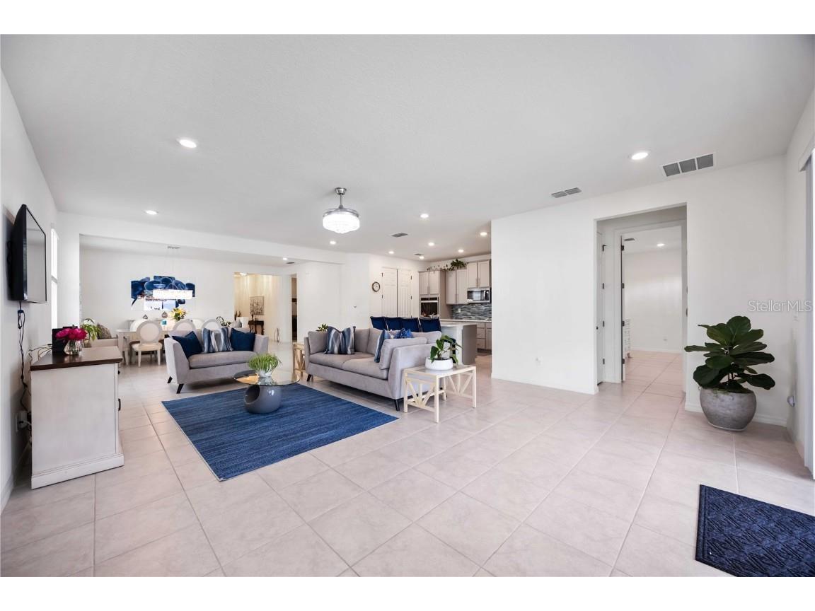 3419 74th Avenue Circle E Sarasota FL 34243 A4666713 image14