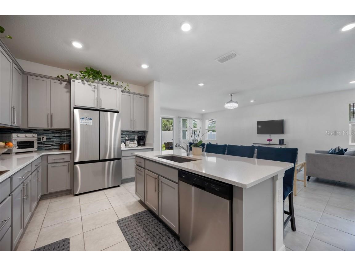 3419 74th Avenue Circle E Sarasota FL 34243 A4666713 image22