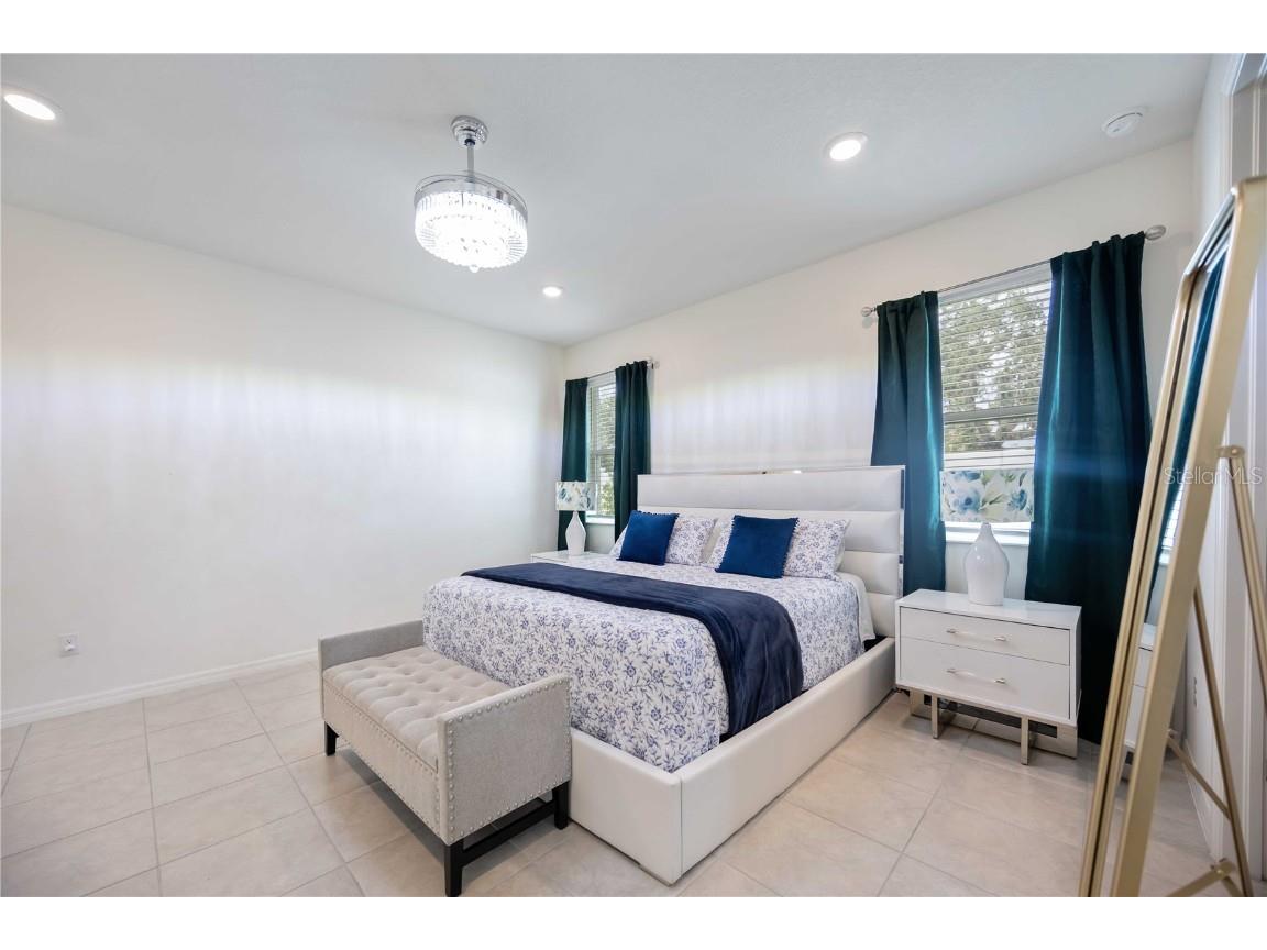 3419 74th Avenue Circle E Sarasota FL 34243 A4666713 image29