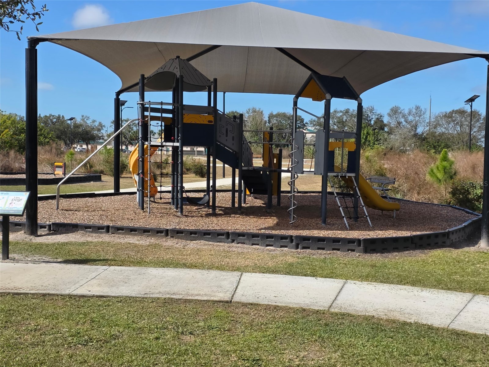 3419 74th Avenue Circle E Sarasota FL 34243 A4666713 image40