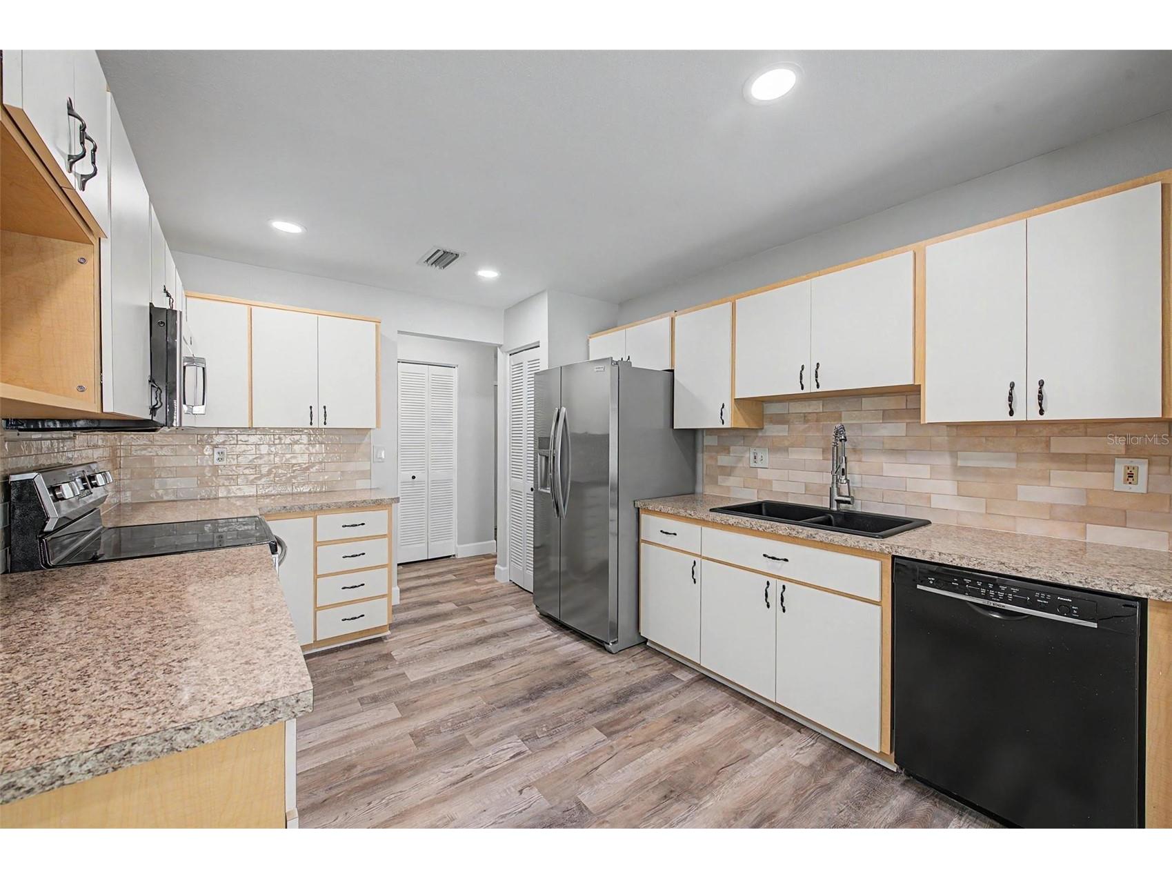 3419 Annette Court Clearwater FL 33761 TB8529326 image6