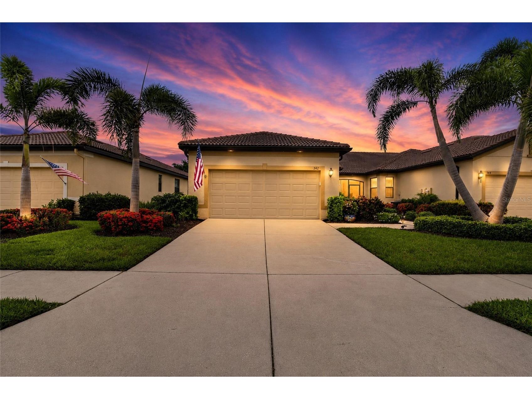 342 Bluewater Falls Court Apollo Beach FL 33572 TB8525371 image2
