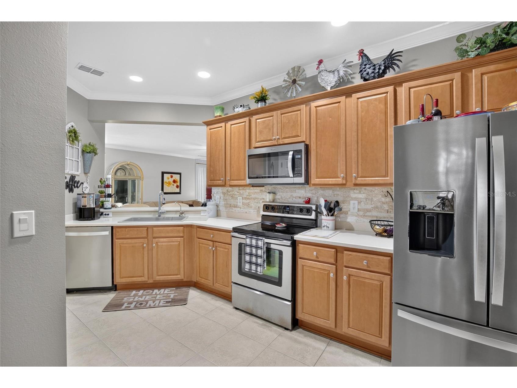 342 Bluewater Falls Court Apollo Beach FL 33572 TB8525371 image3
