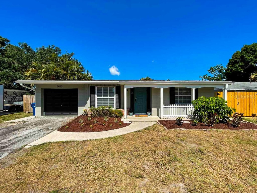 3420 Dunbar Drive Sarasota FL 34232 A4611833 image1