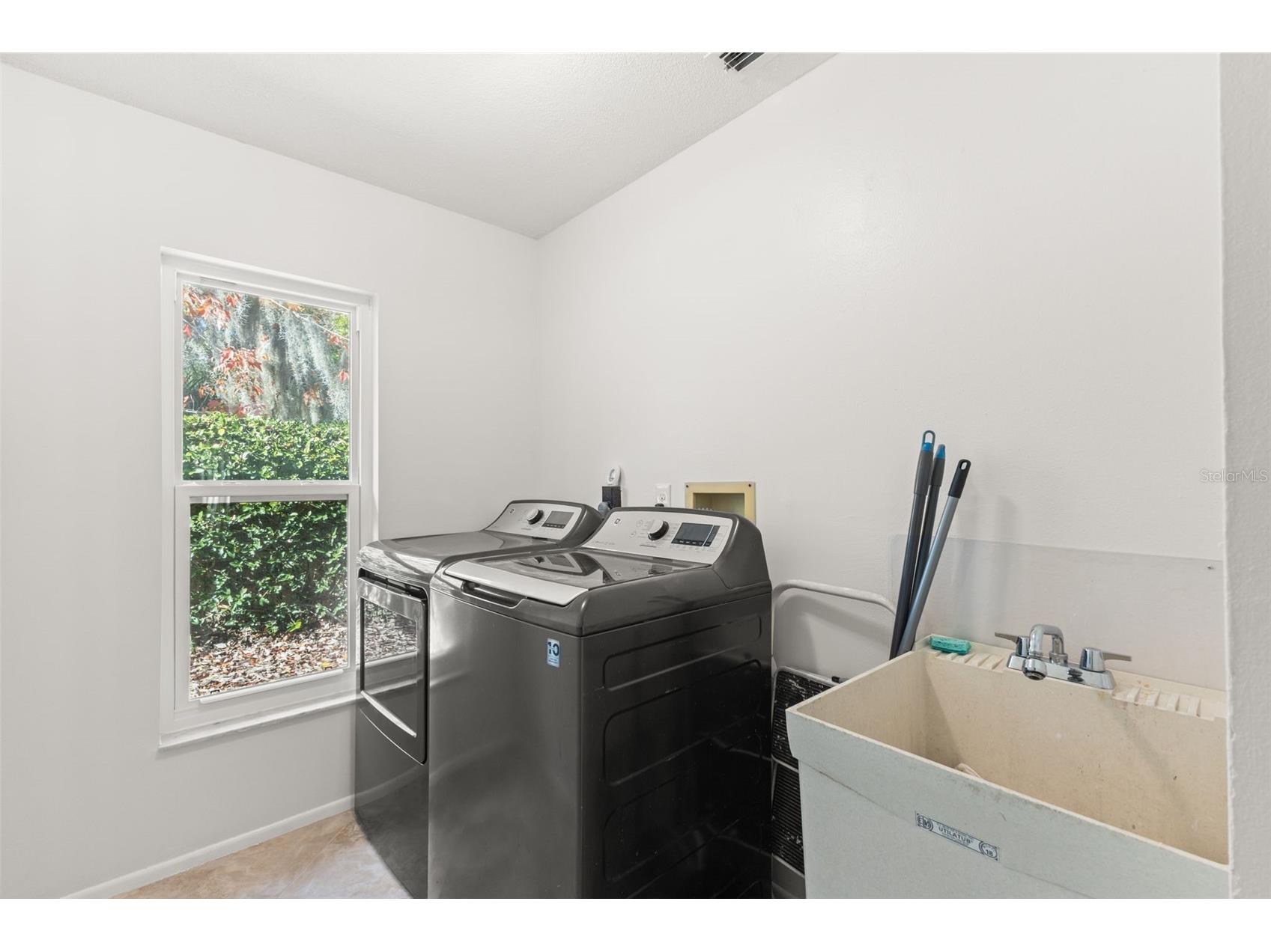 3420 Hyde Park Drive Clearwater FL 33761 TB8530966 image31
