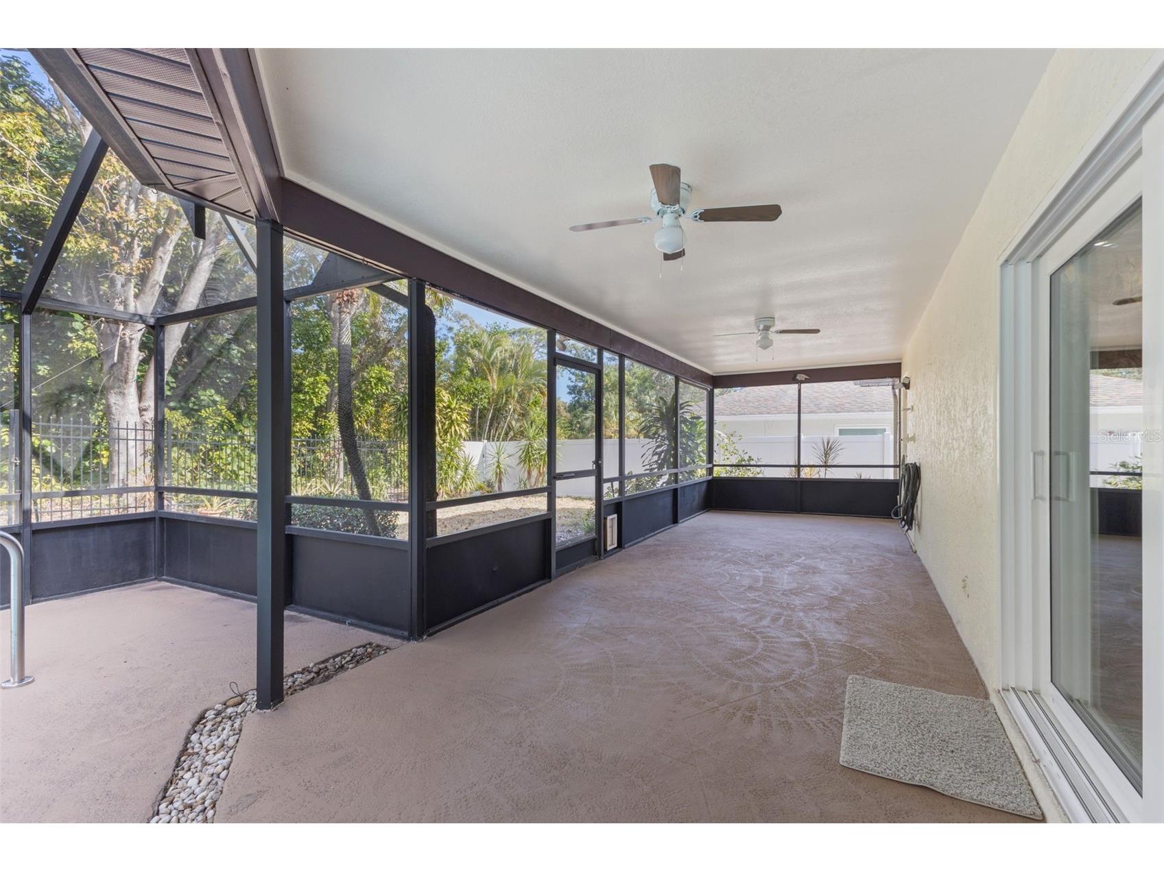 3420 Hyde Park Drive Clearwater FL 33761 TB8530966 image32
