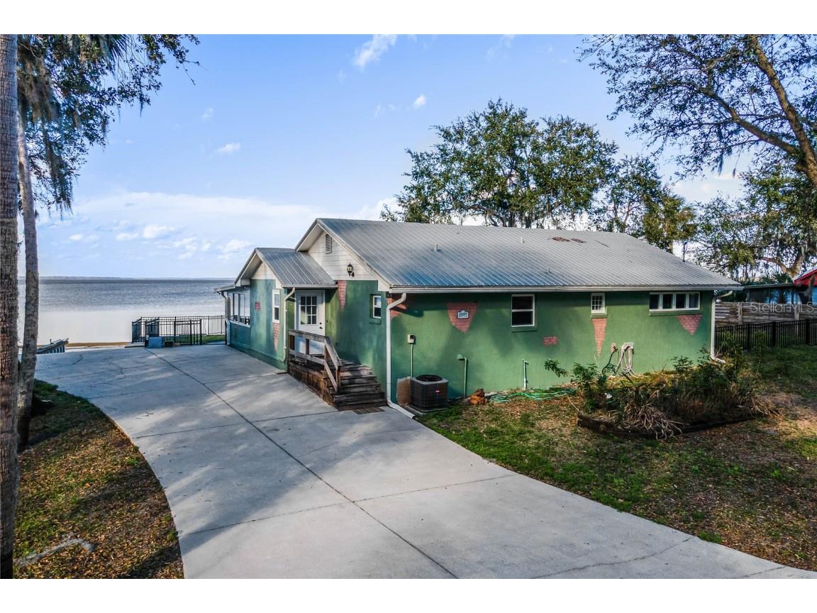 3420 Lake Harney Circle Geneva FL 32732 - LAKE HARNEY O6086731 image1