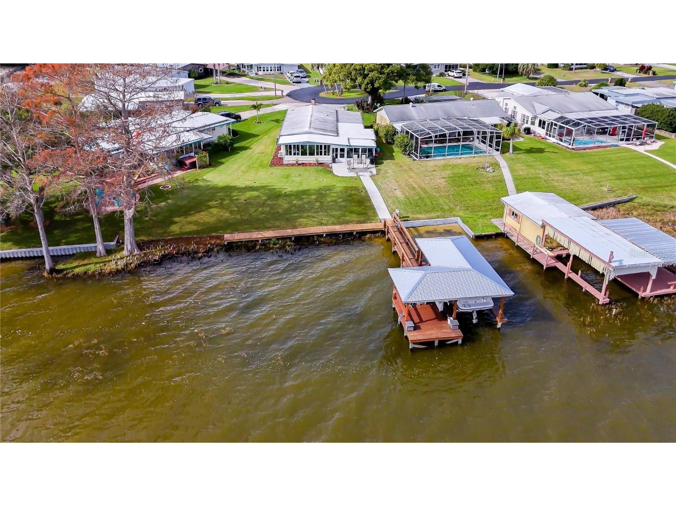 34208 Island Drive Leesburg FL 34788 G5077003 image1