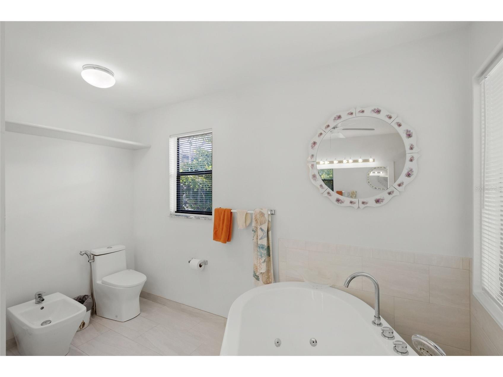 3421 Bayou Sound Longboat Key FL 34228 A4684177 image24