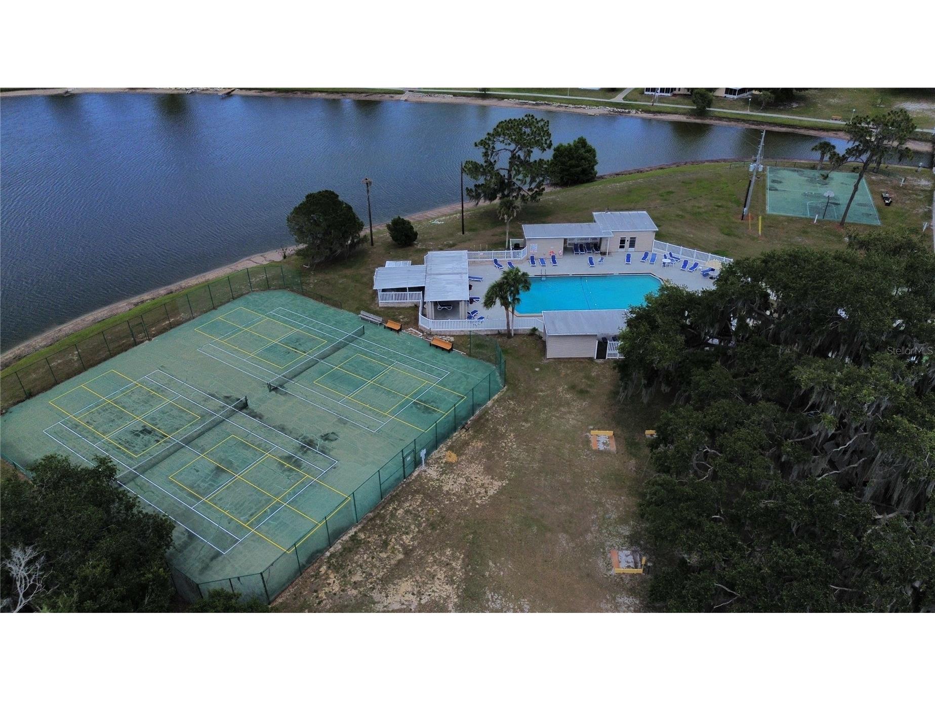 3421 Club Circle Lakeshore FL 33854 S5150698 image17