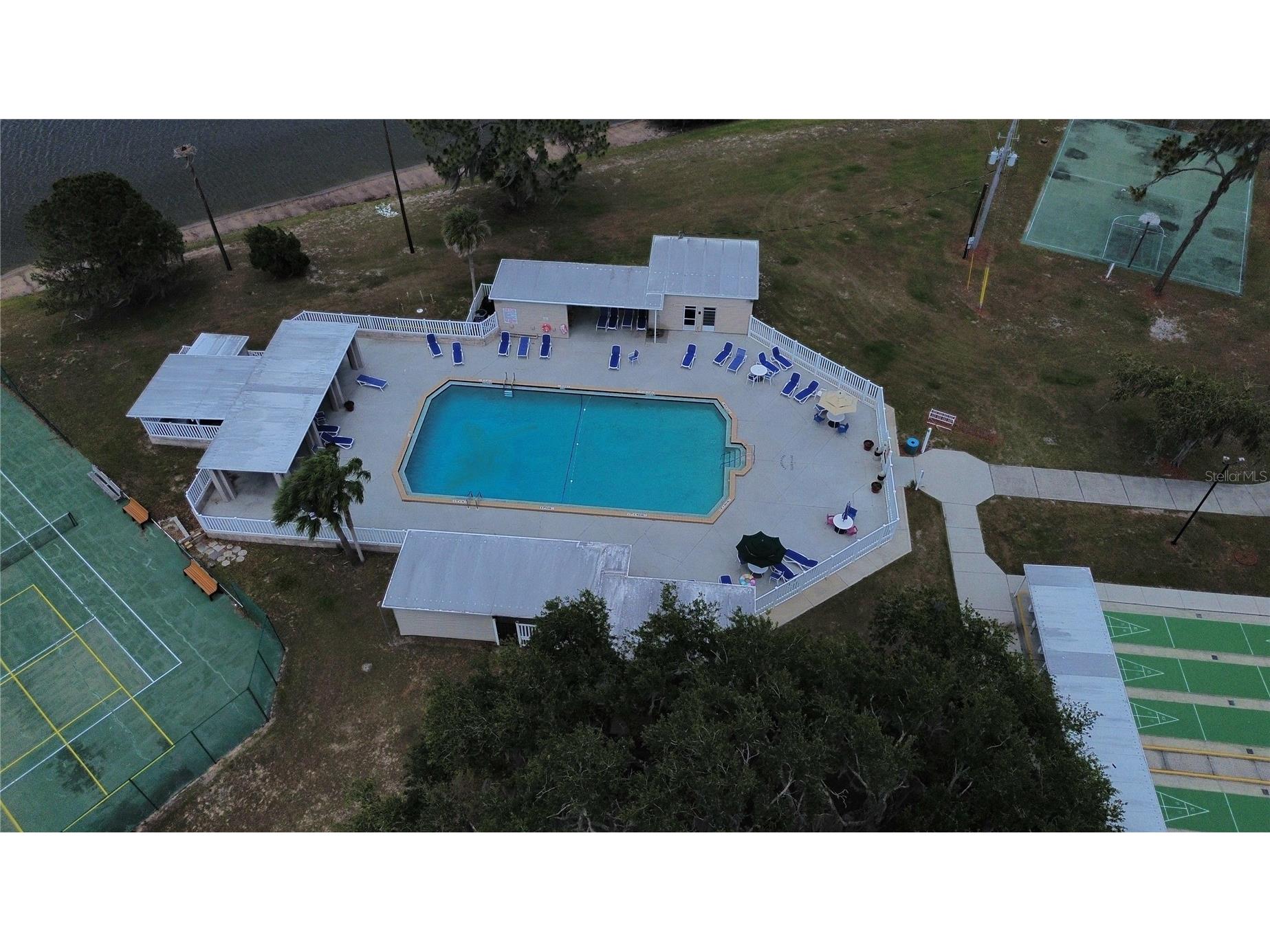 3421 Club Circle Lakeshore FL 33854 S5150698 image19