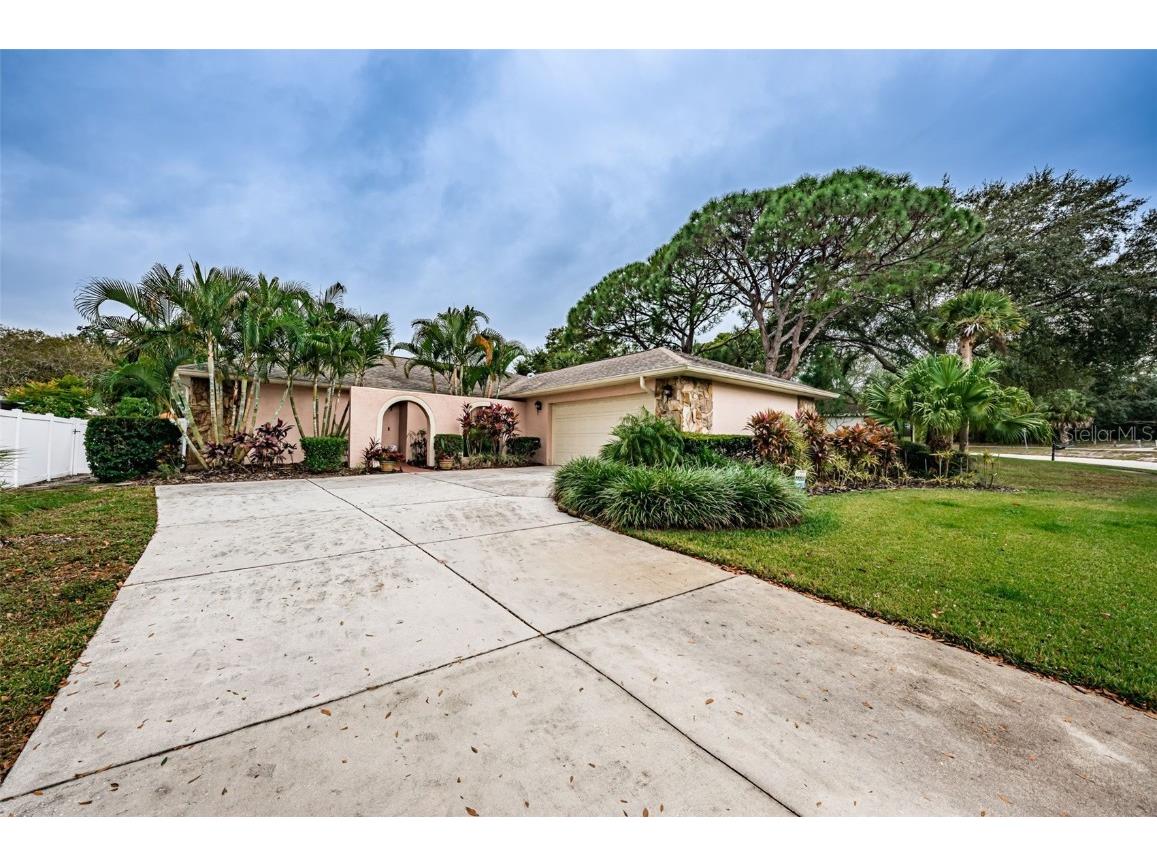 3421 Hyde Park Drive Clearwater FL 33761 U8220243 image1