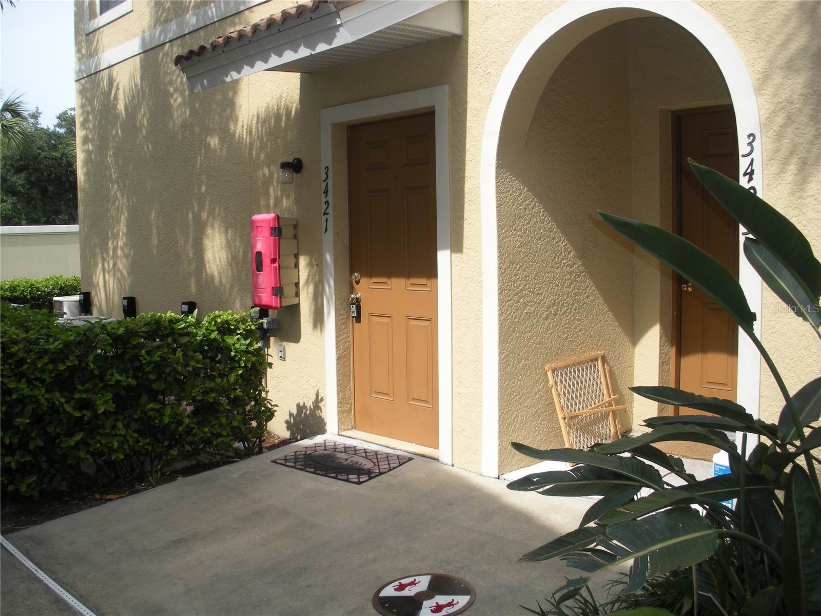 3421 Parkridge Circle #19-201 Sarasota FL 34243 A4679777 image1