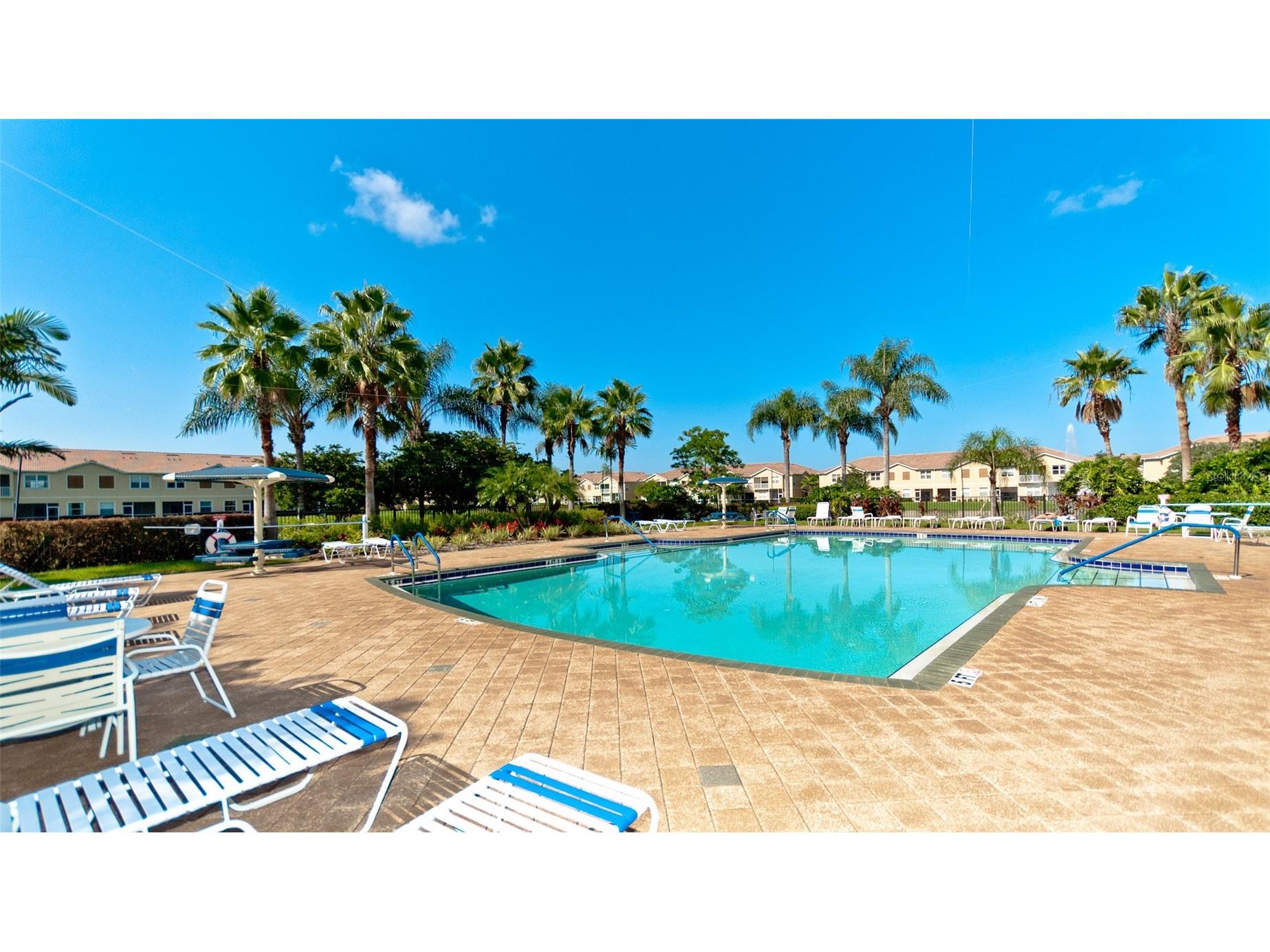 3421 Parkridge Circle #19-201 Sarasota FL 34243 A4679777 image12