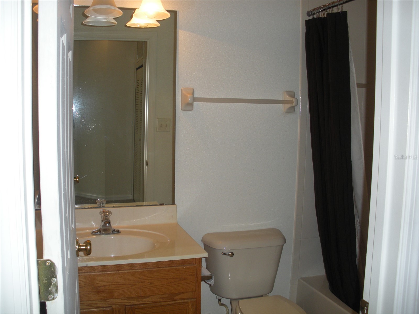 3421 Parkridge Circle #19-201 Sarasota FL 34243 A4679777 image9