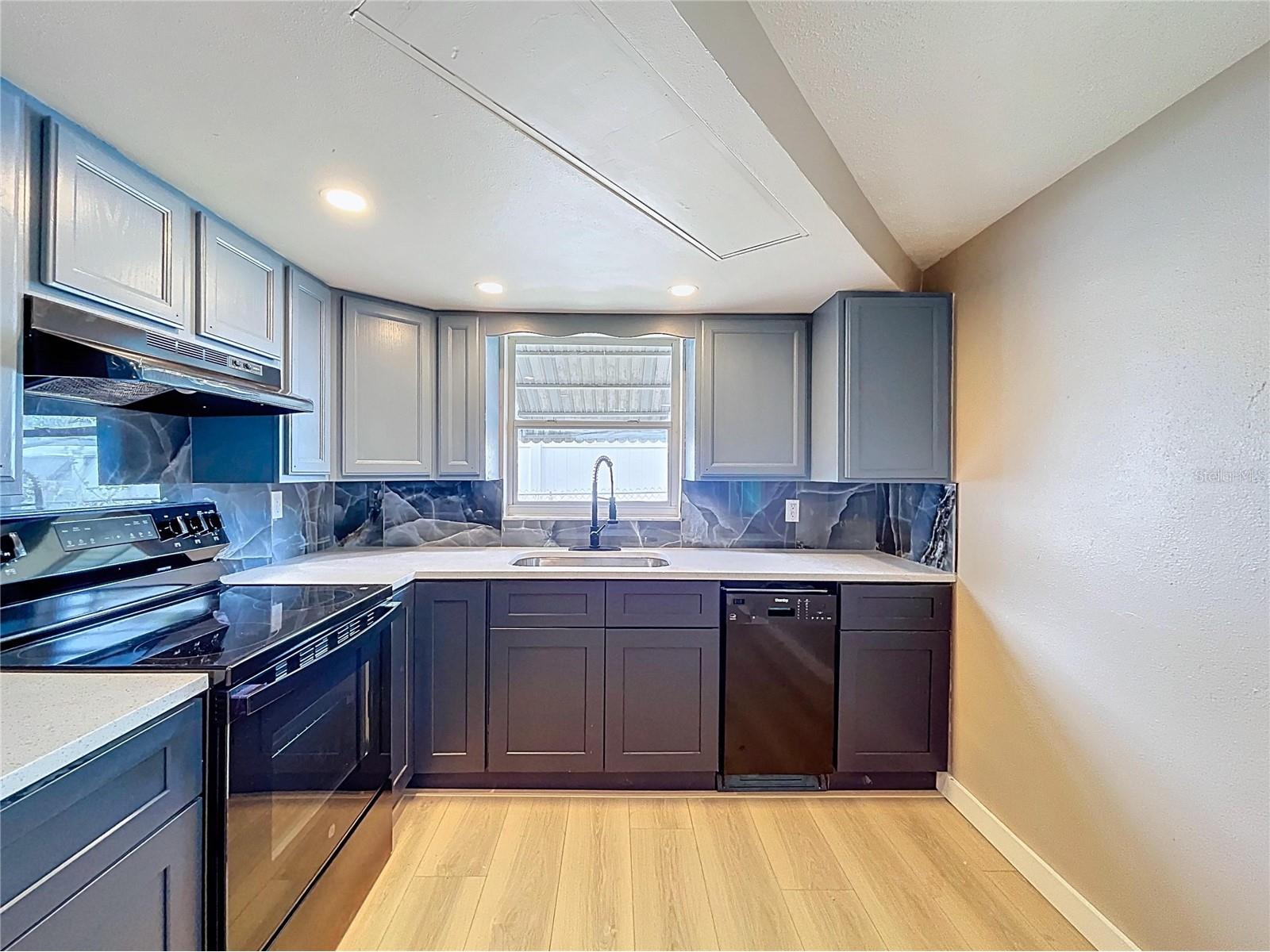 3421 Supreme Drive Holiday FL 34691 W7884456 image11