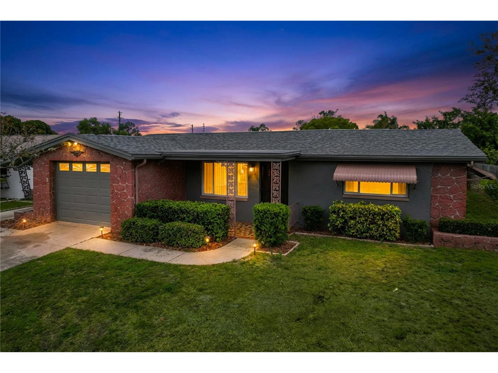 3421 Supreme Drive Holiday FL 34691 W7884456 image2