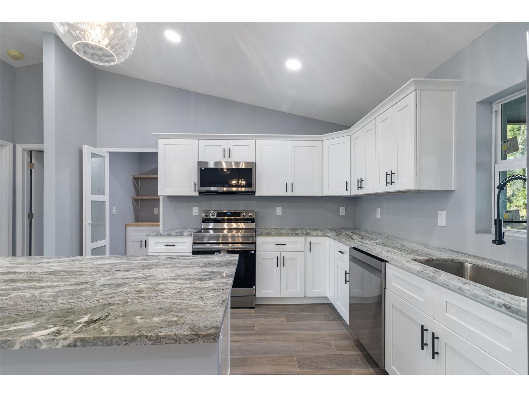 3421 Vivian Avenue North Port FL 34288 C7522186 image6