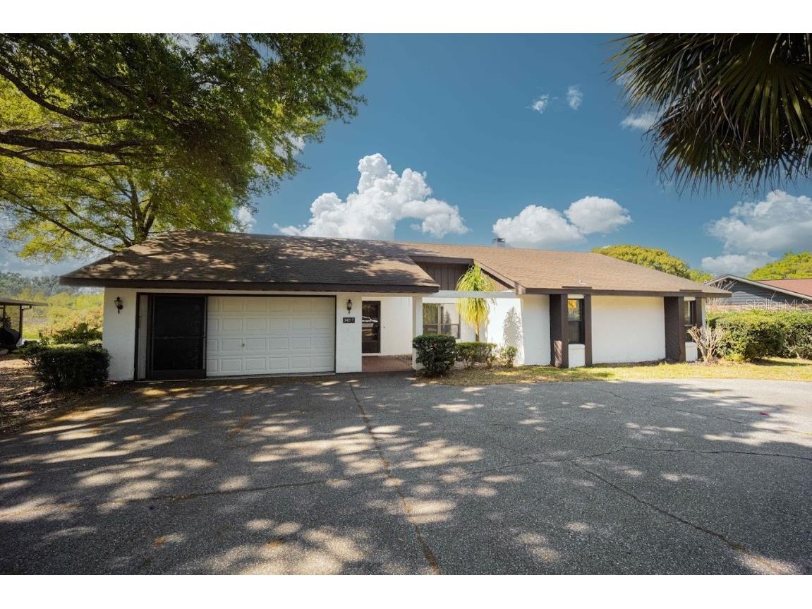 34217 Radio Road Leesburg FL 34788 G5065958 image1