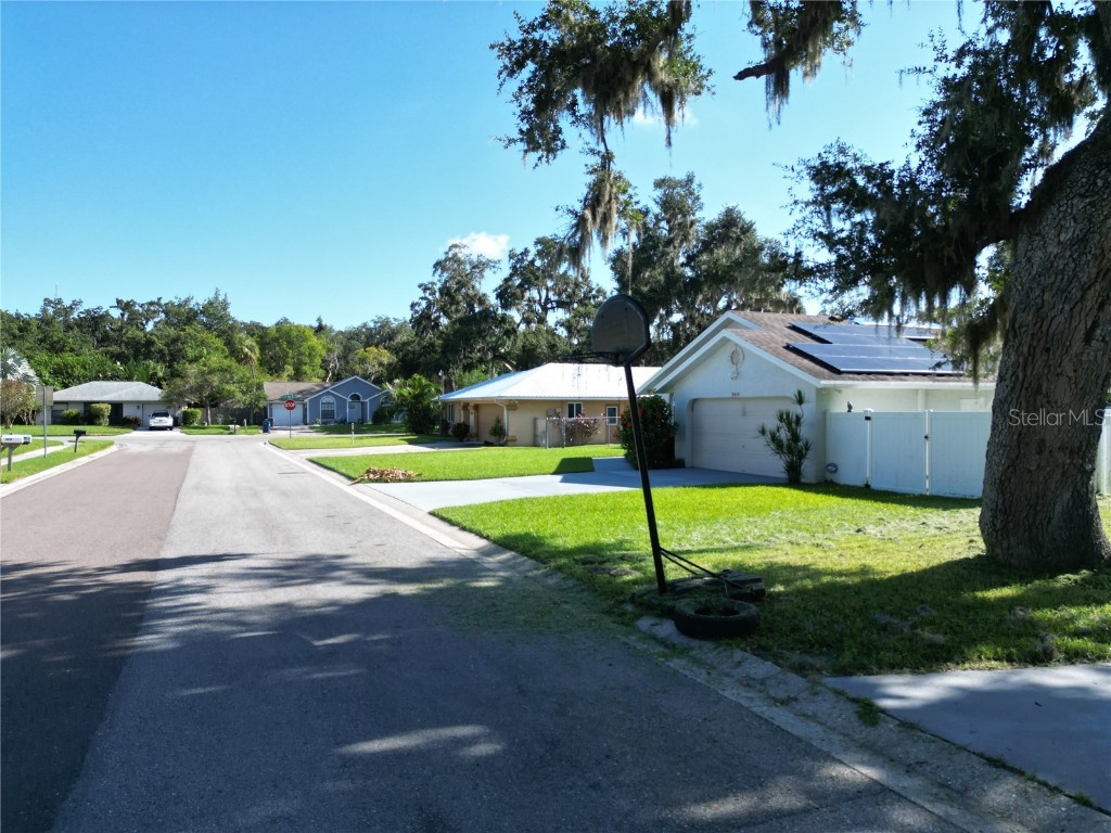 3422 29th Street E Bradenton FL 34208 T3548933 image26