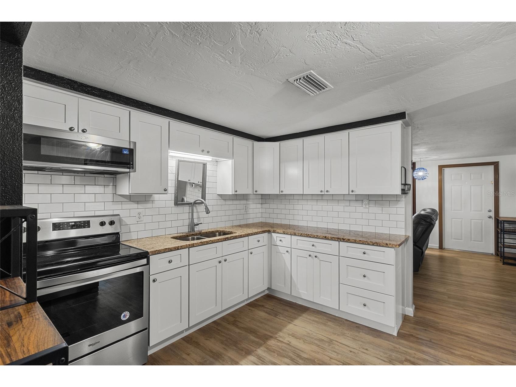 3422 Fenway Drive Sarasota FL 34232 N6144623 image4
