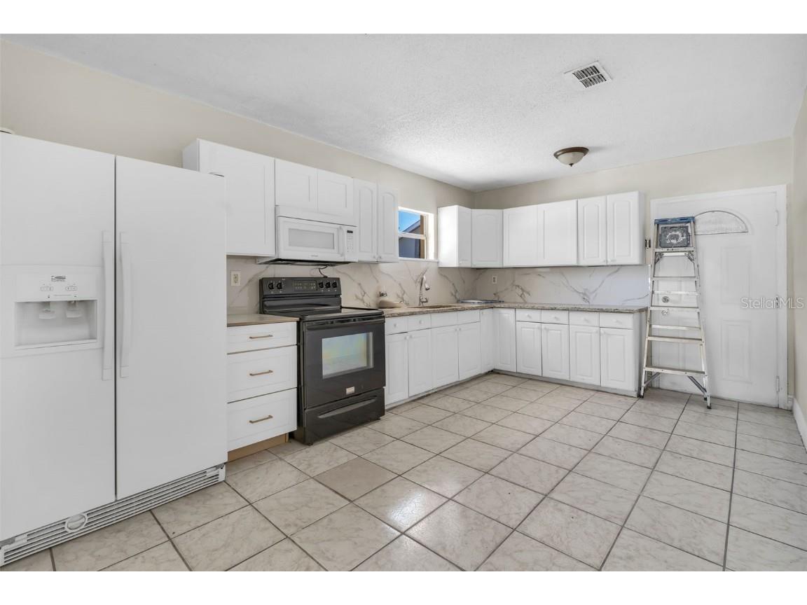 3422 W Idlewild Avenue Tampa FL 33614 TB8374221 image7