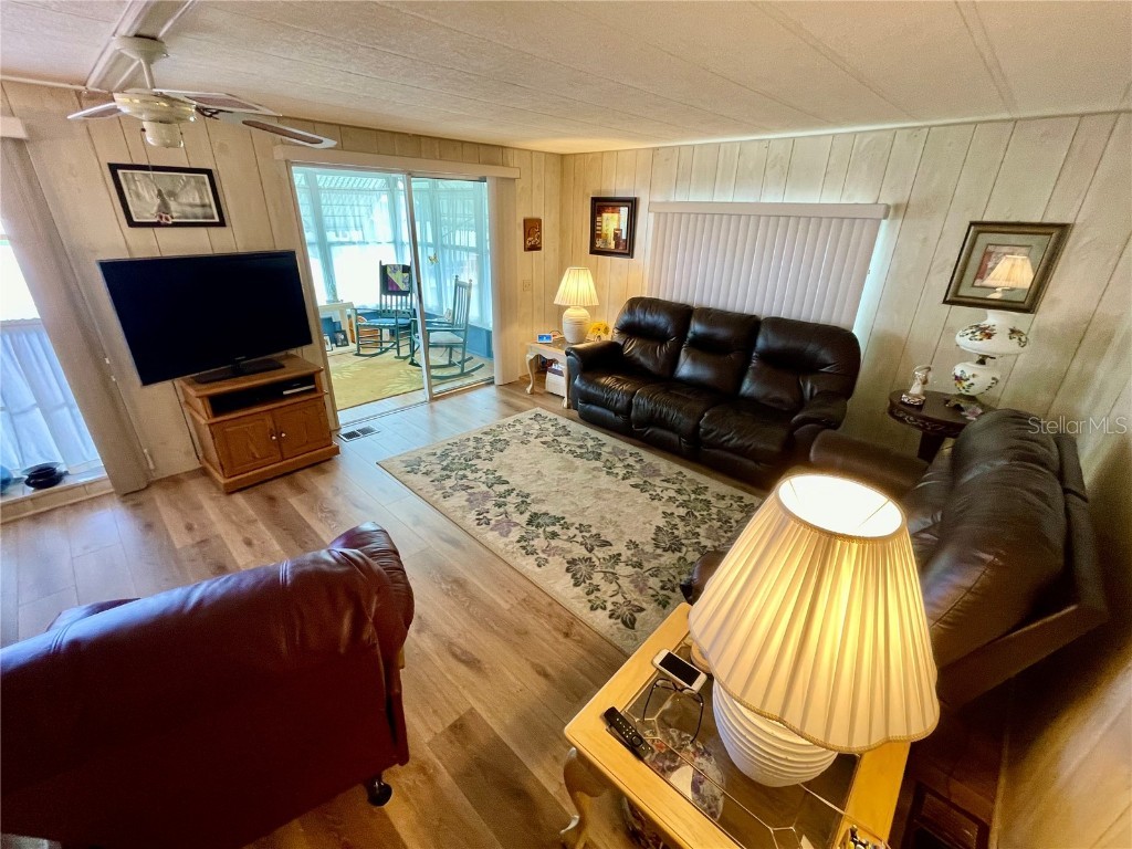 34222 Canal Drive N Pinellas Park FL 33781 TB8368527 image12