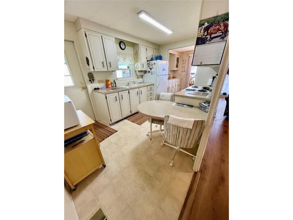 34222 Canal Drive N Pinellas Park FL 33781 TB8368527 image7