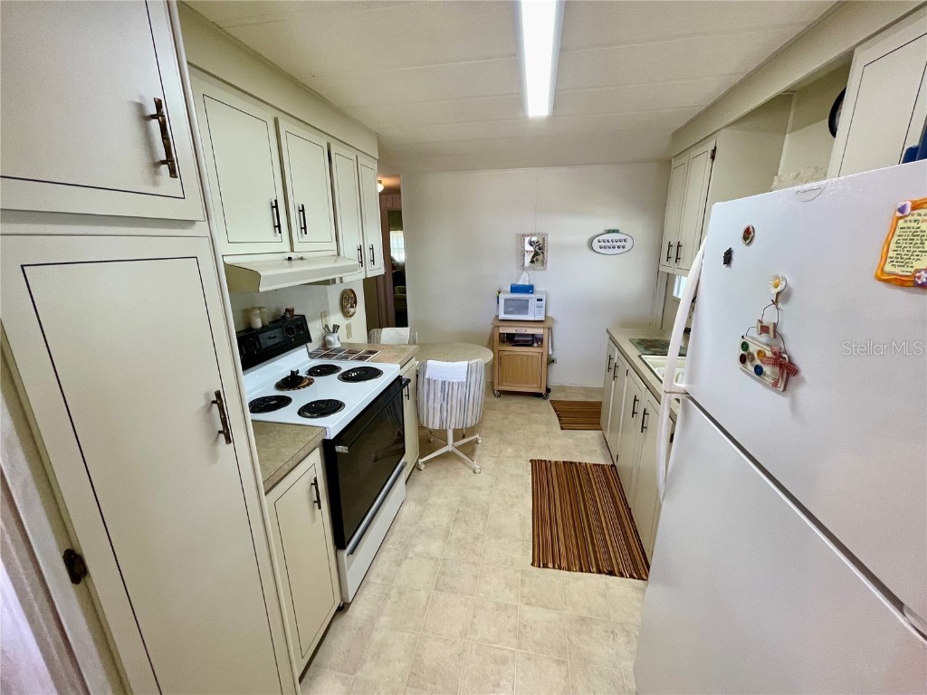 34222 Canal Drive N Pinellas Park FL 33781 TB8368527 image8