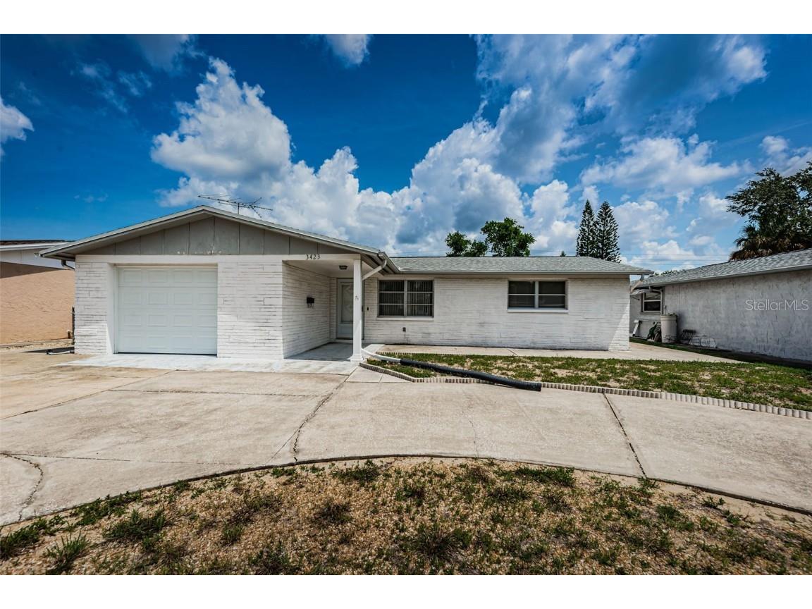 3423 Eisenhower Dr Holiday FL 34691 U8210272 image1