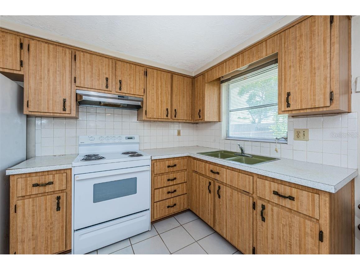 3423 Eisenhower Dr Holiday FL 34691 U8210272 image18