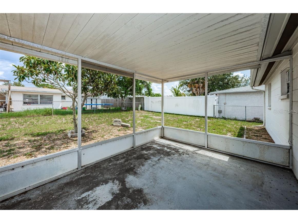 3423 Eisenhower Dr Holiday FL 34691 U8210272 image33