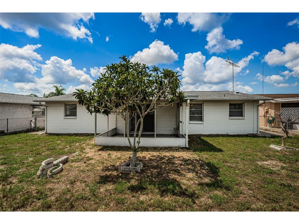3423 Eisenhower Dr Holiday FL 34691 U8210272 image36