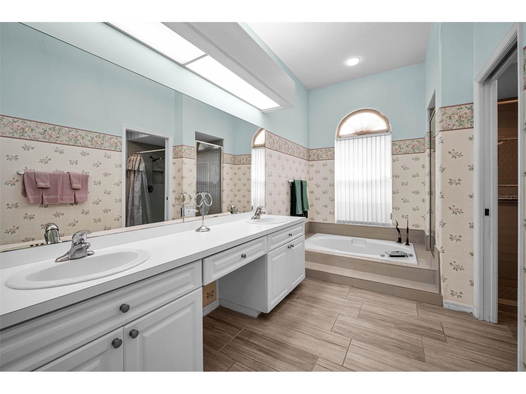 3423 Foxhall Drive Holiday FL 34691 TB8500487 image30