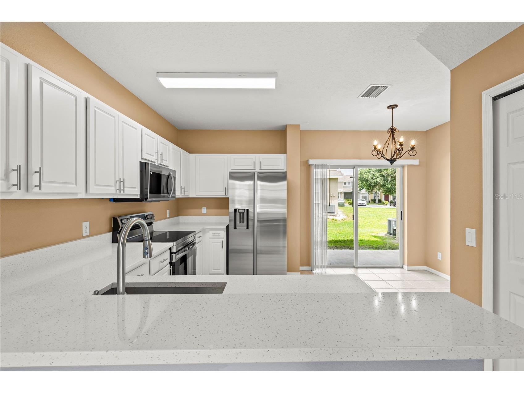 3423 Santa Rita Lane Land O Lakes FL 34639 W7886327 image3