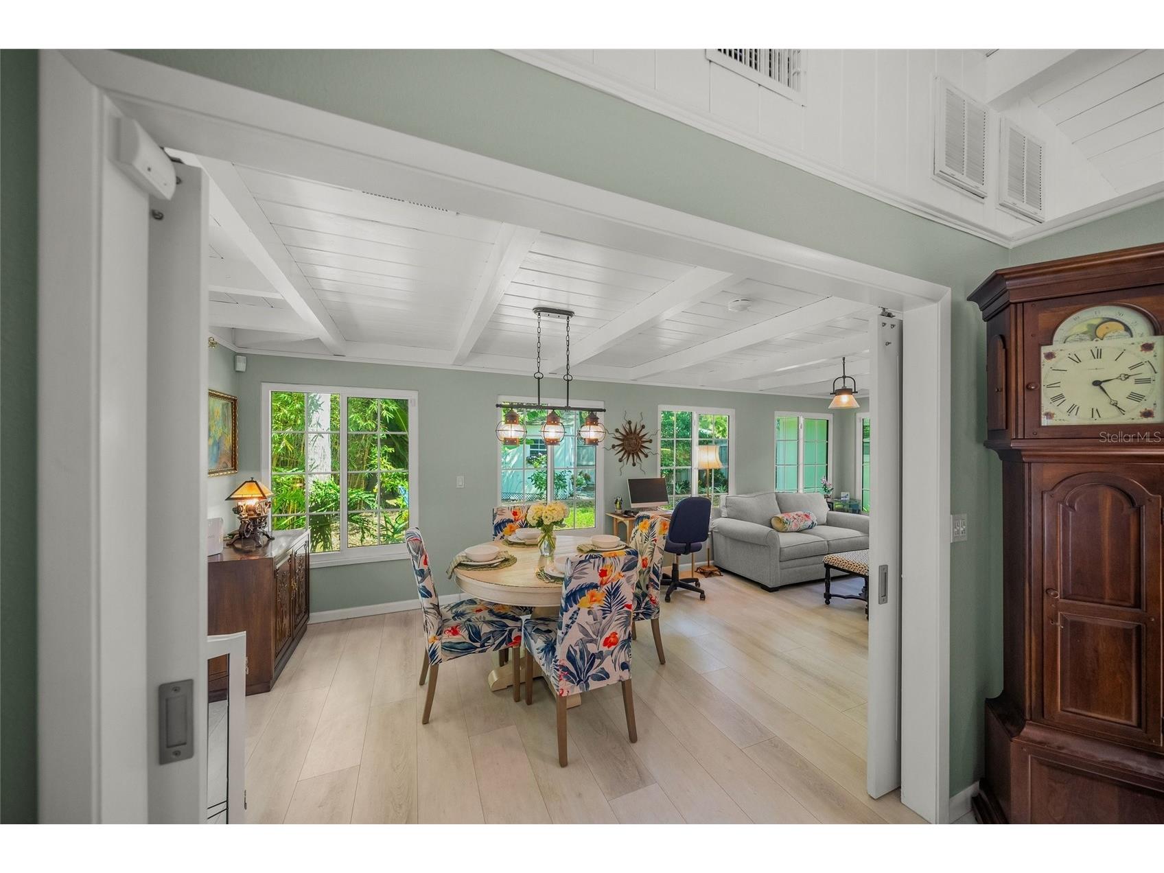3424 Old Oak Drive Sarasota FL 34239 A4688216 image15