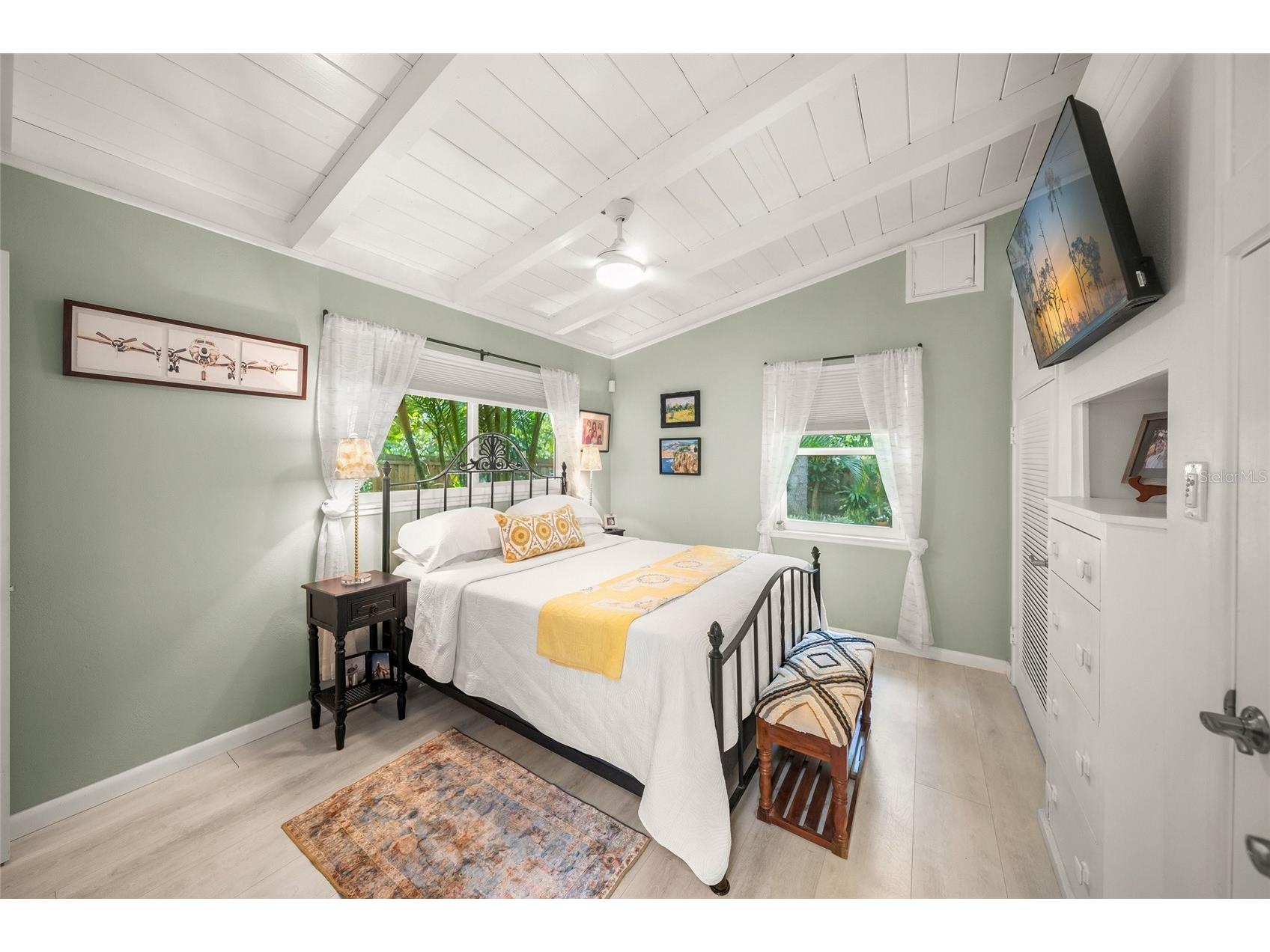 3424 Old Oak Drive Sarasota FL 34239 A4688216 image19