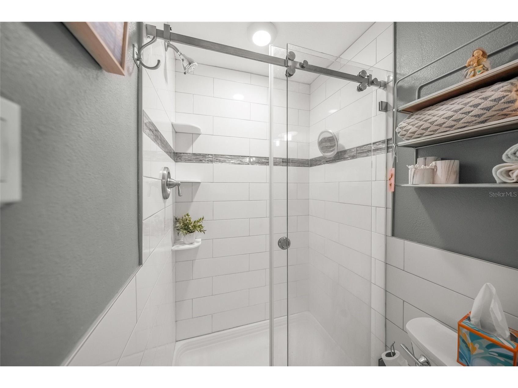3424 Old Oak Drive Sarasota FL 34239 A4688216 image22