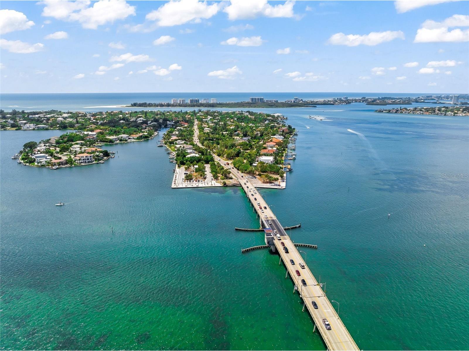 3424 Old Oak Drive Sarasota FL 34239 A4688216 image42