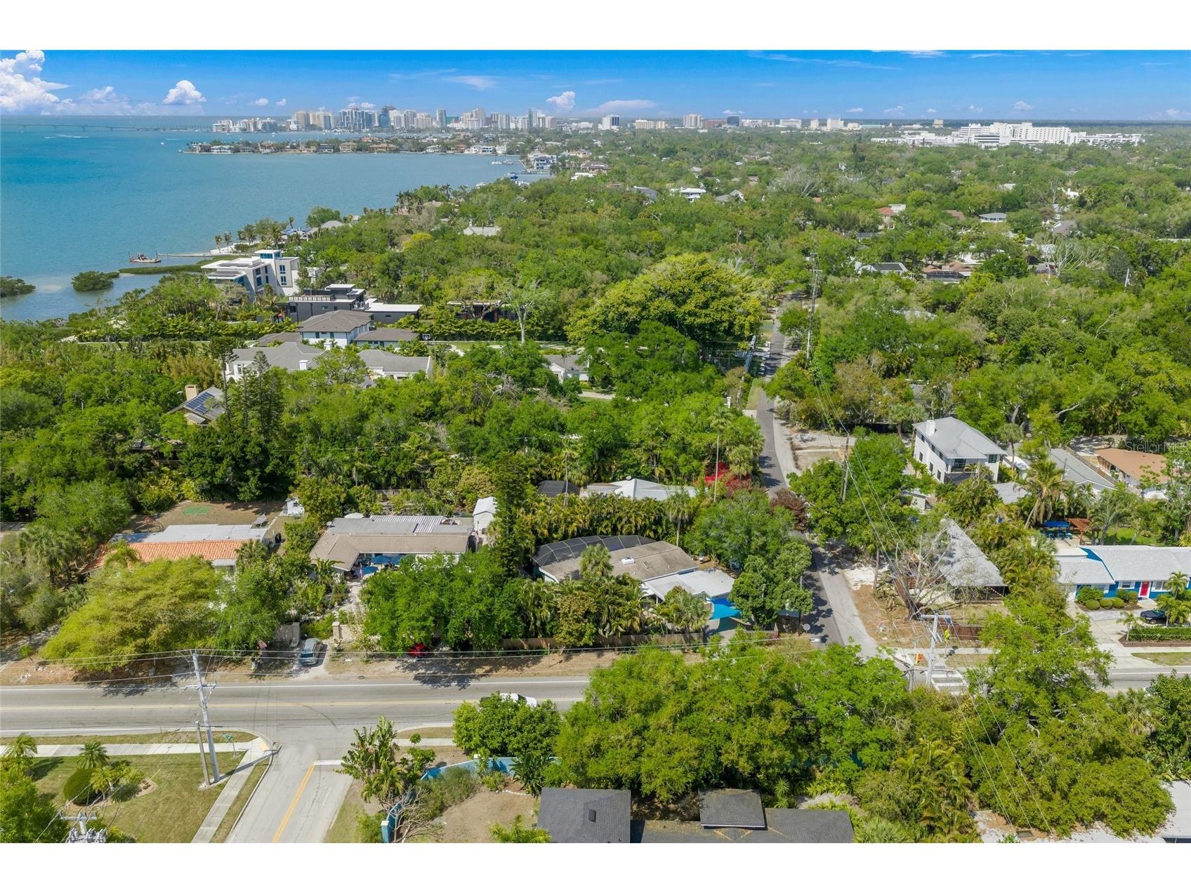 3424 Old Oak Drive Sarasota FL 34239 A4688216 image60