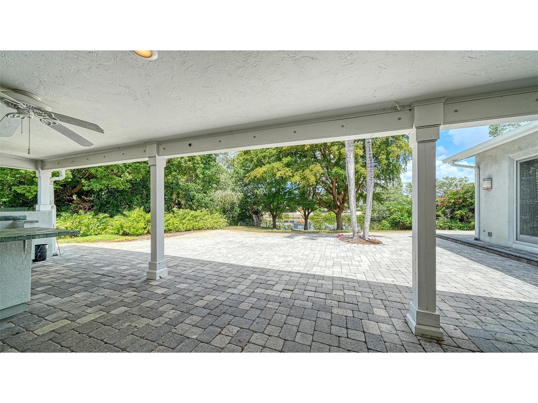 3424 Tanglewood Drive Sarasota FL 34239 - PHILLIPPI CREEK A4694194 image17