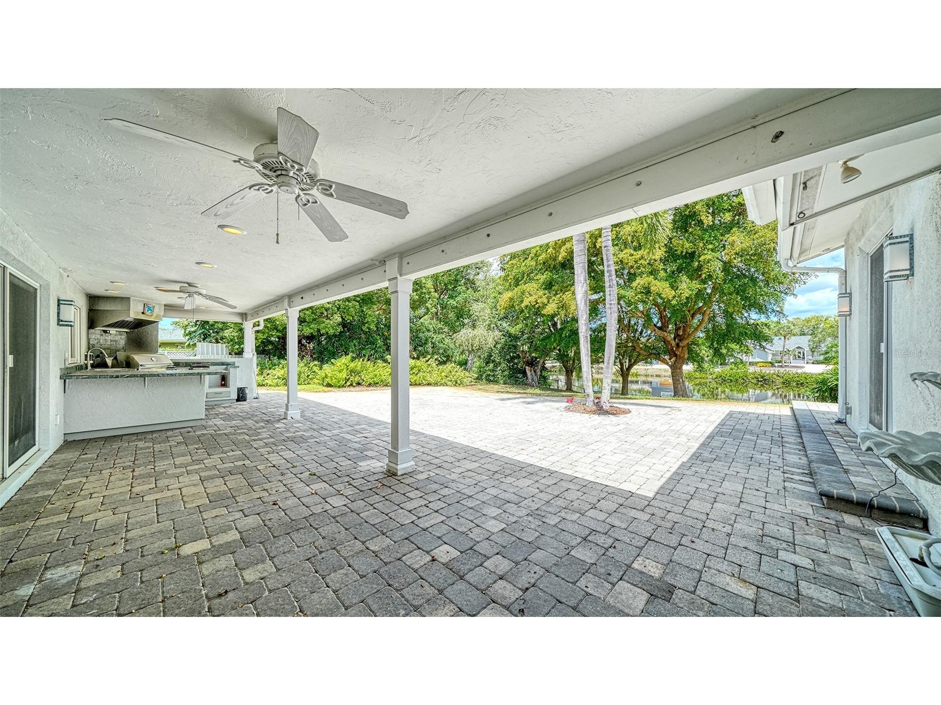 3424 Tanglewood Drive Sarasota FL 34239 - PHILLIPPI CREEK A4694194 image18