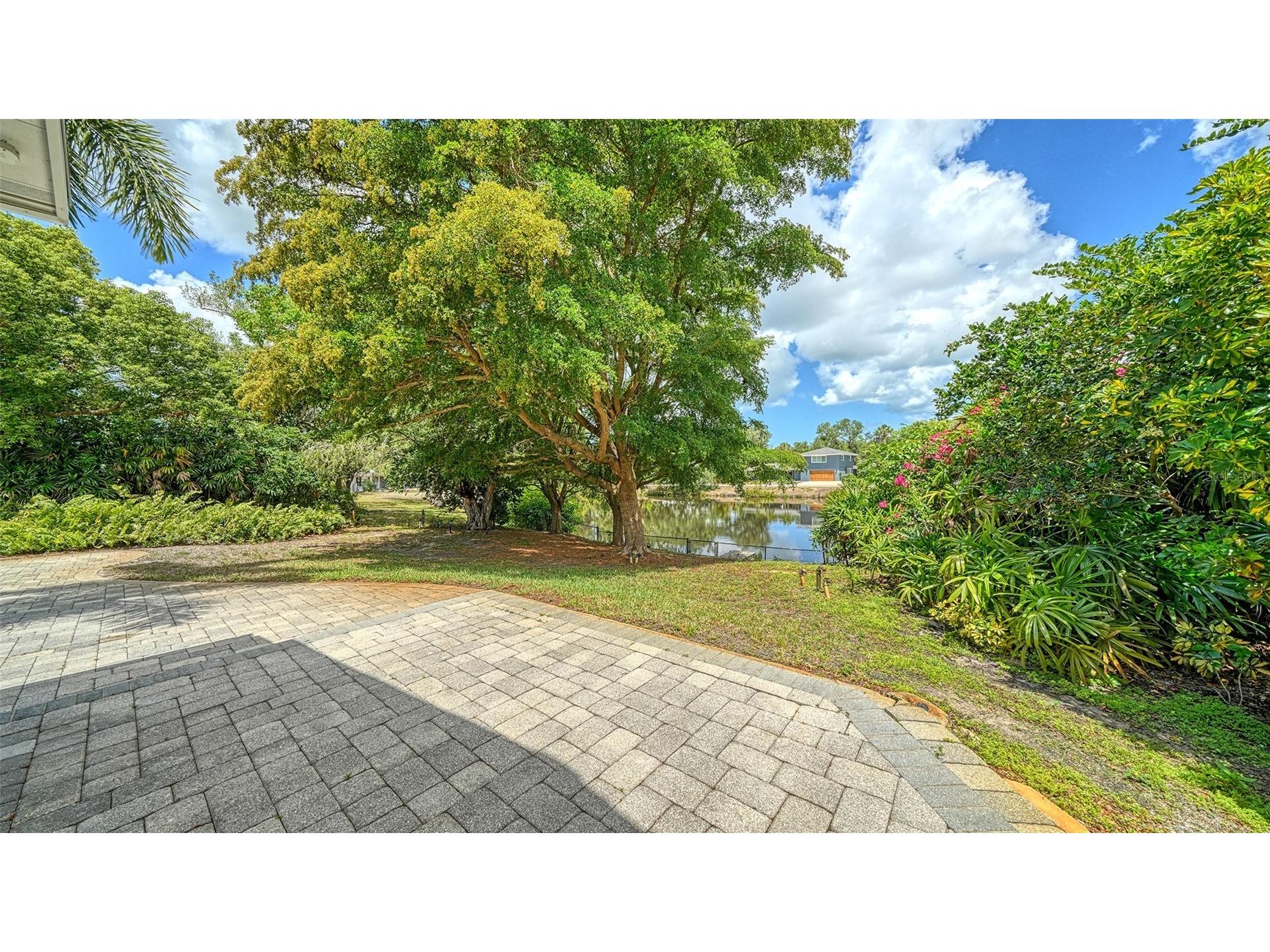 3424 Tanglewood Drive Sarasota FL 34239 - PHILLIPPI CREEK A4694194 image19
