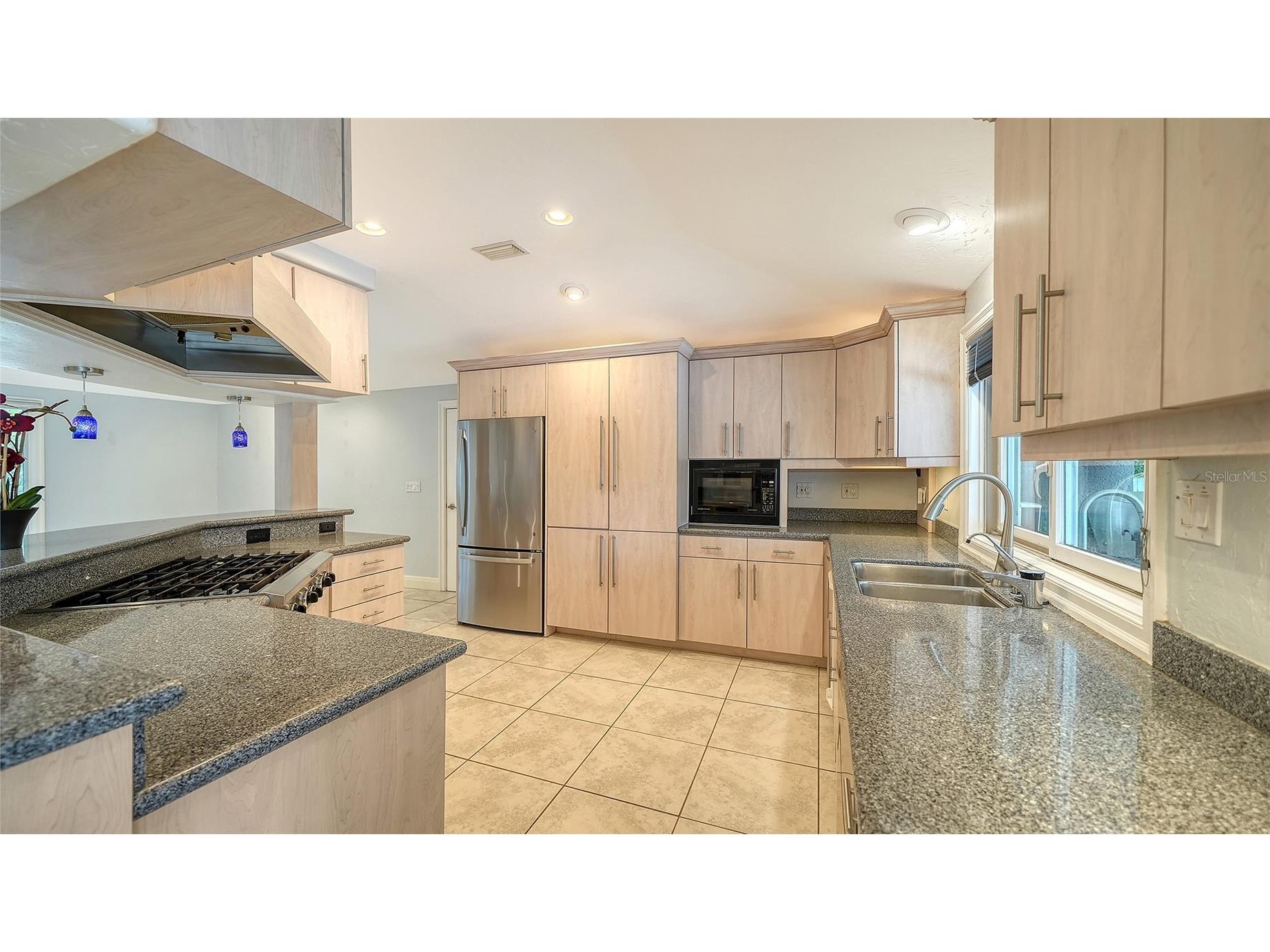 3424 Tanglewood Drive Sarasota FL 34239 - PHILLIPPI CREEK A4694194 image24