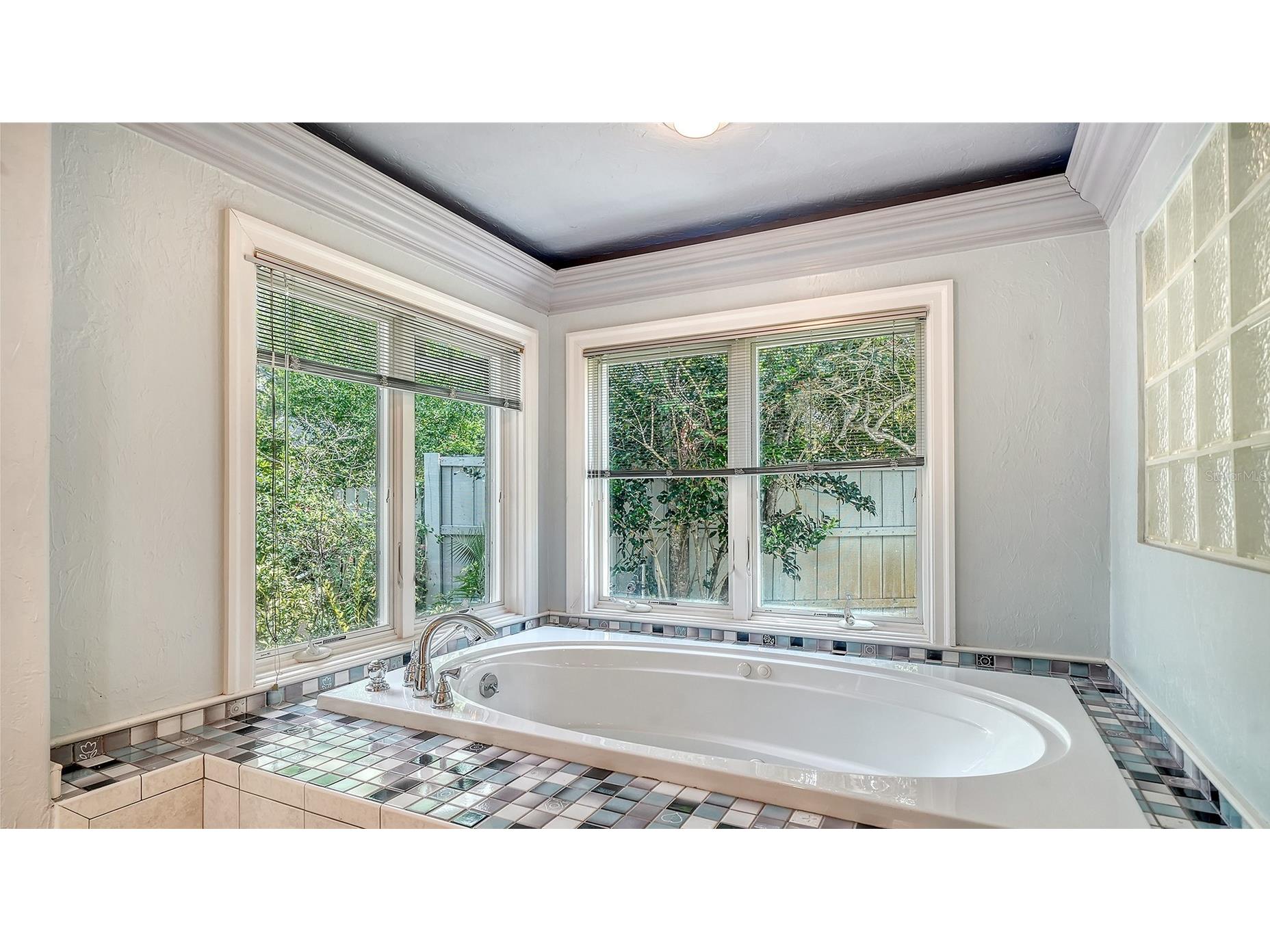 3424 Tanglewood Drive Sarasota FL 34239 - PHILLIPPI CREEK A4694194 image34